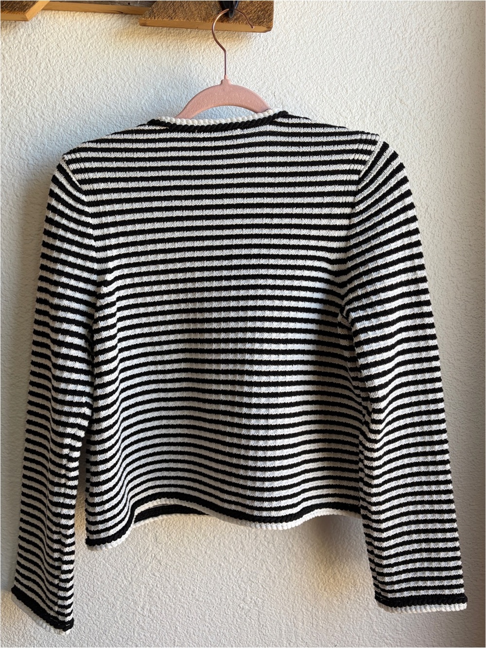 NWT Free Assembly Striped Crochet Cardigan Medium - Picture 4 of 7